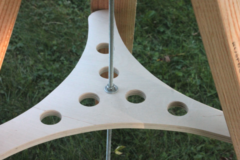 Super Simple Tripod 2 Brace Inside Tripod Legs